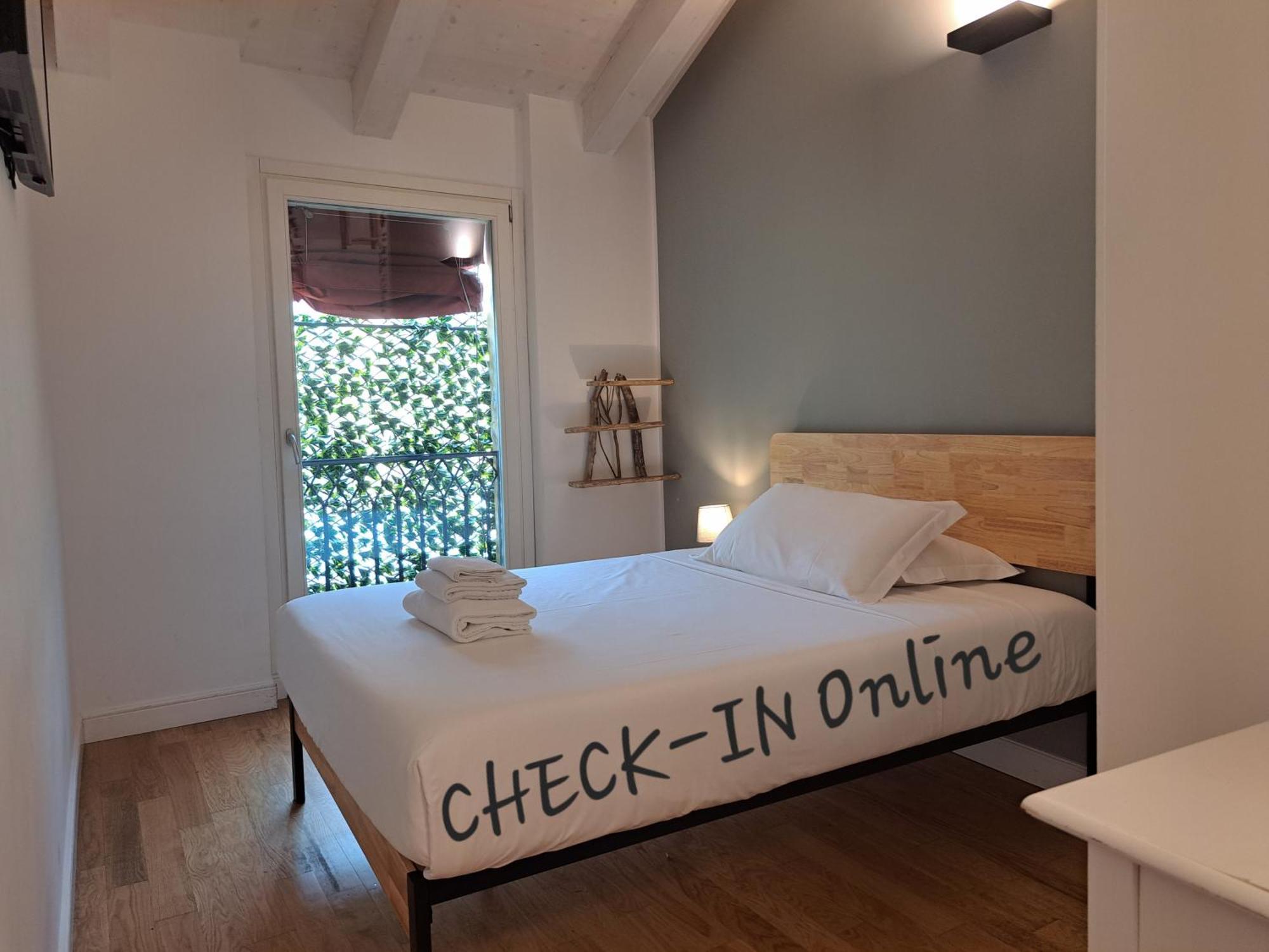 בולוניה Cosmopolitan Central Rooms מראה חיצוני תמונה