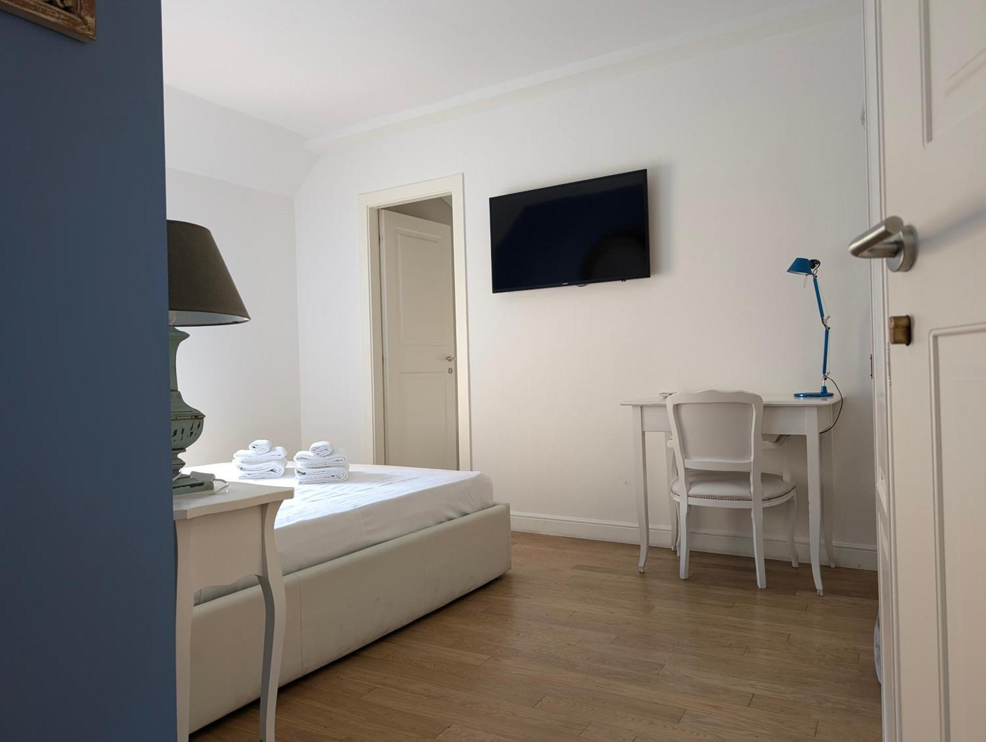 בולוניה Cosmopolitan Central Rooms מראה חיצוני תמונה