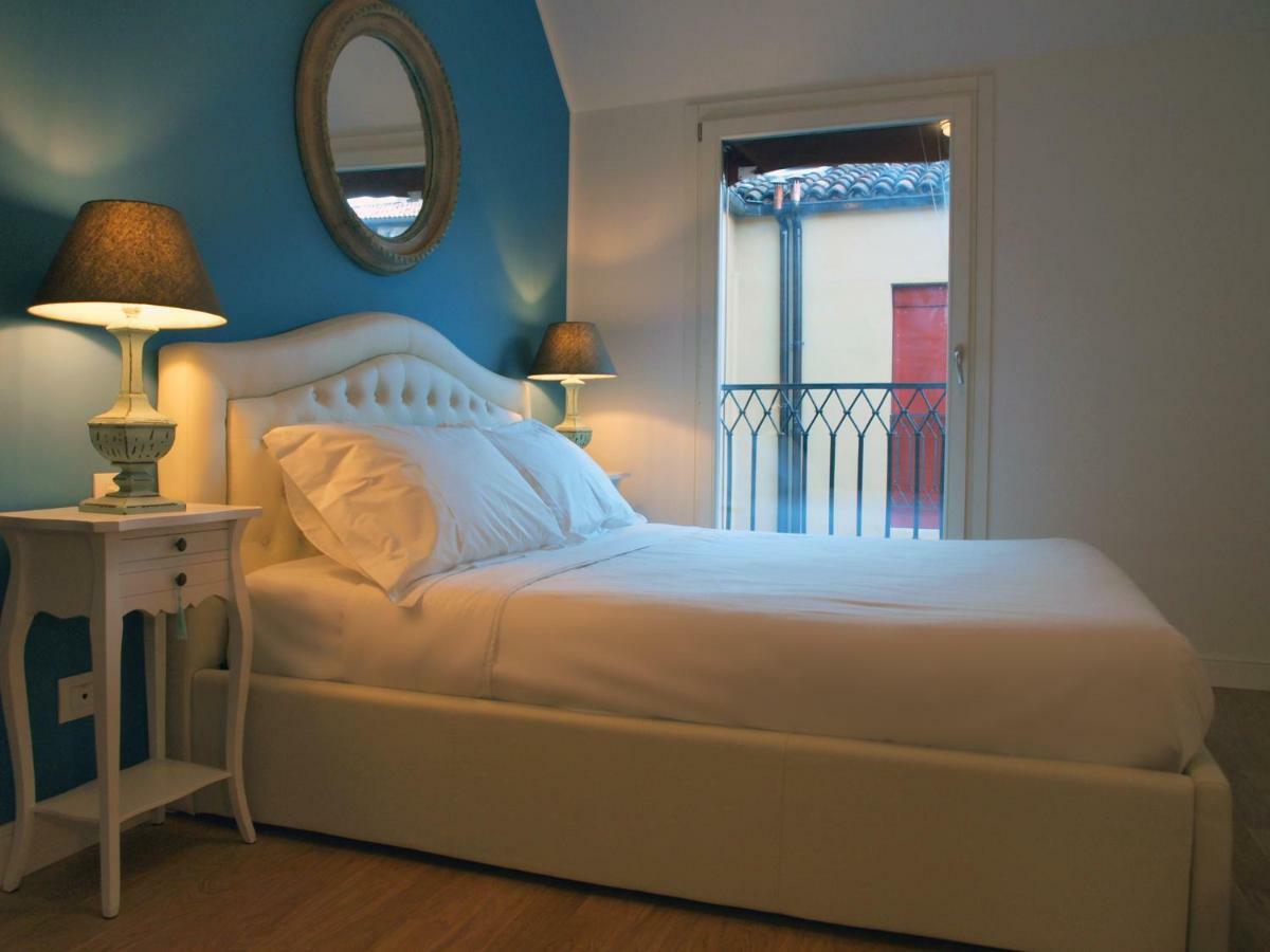 בולוניה Cosmopolitan Central Rooms מראה חיצוני תמונה